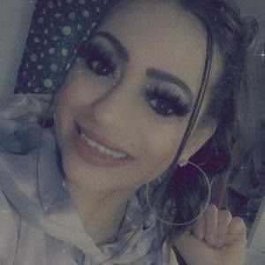 Meet your Posher, Lorissa